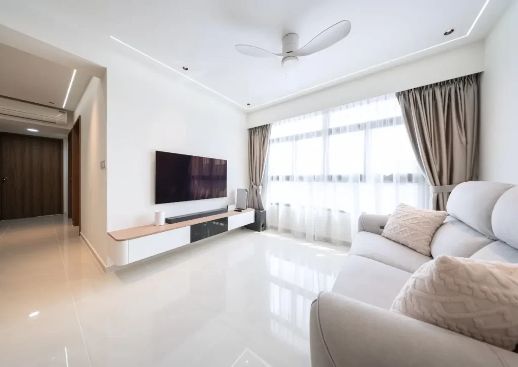 562C Champions Way - Living Room